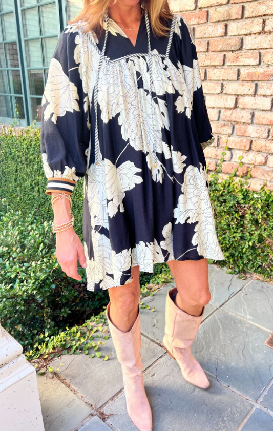 The Loose Casual Floral Short Dress
